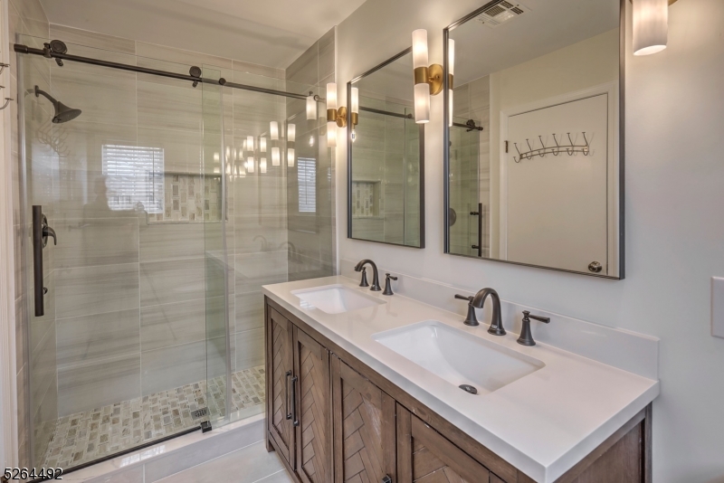 The Hills - Wood Duck Pond - Residential Lease