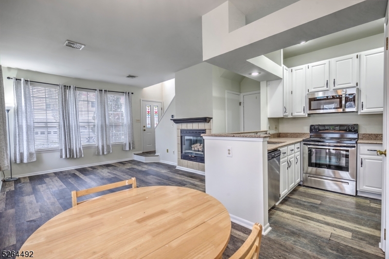 The Hills - Wood Duck Pond - Residential Lease