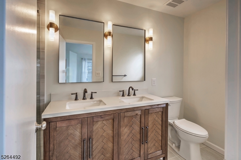 The Hills - Wood Duck Pond - Residential Lease