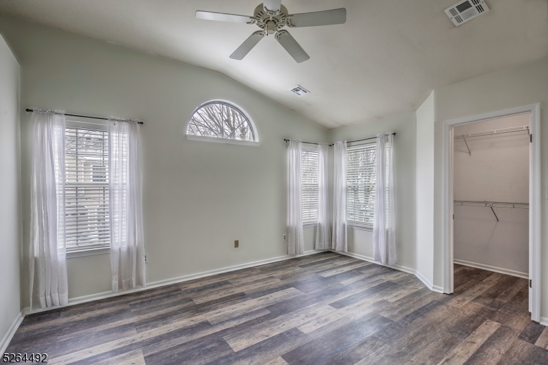 The Hills - Wood Duck Pond - Residential Lease