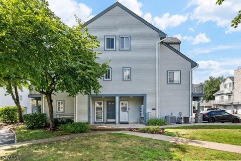 98 Garden Ct, Roxbury Twp., NJ 07876 - #: 3978418