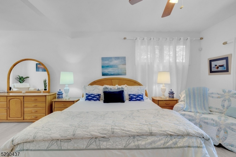 Lake Owassa - Residential