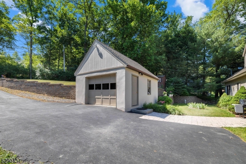 Lake Owassa - Residential