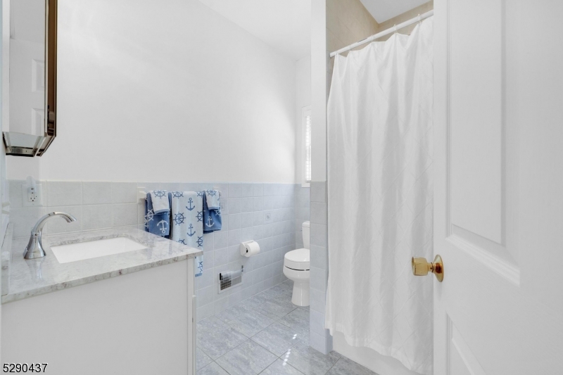 Lake Owassa - Residential