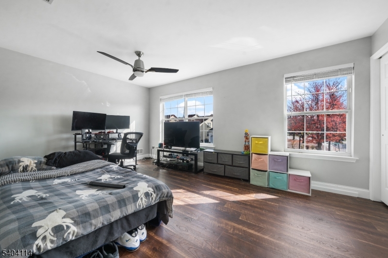 Renaissance - Residential