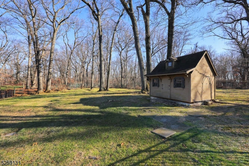 Oakwood Rd - Residential