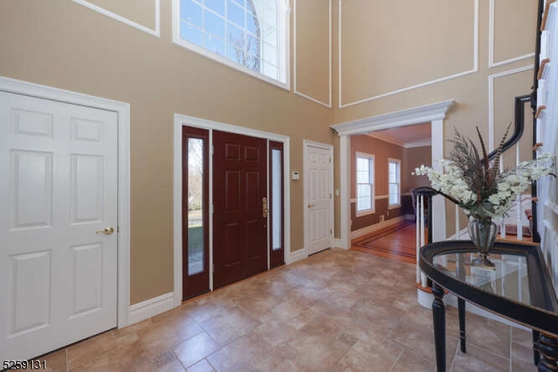 Oakwood Rd - Residential