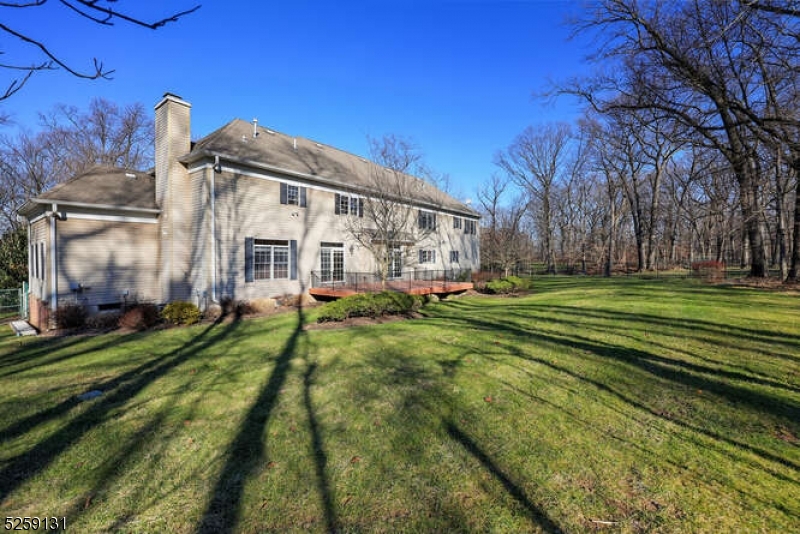 Oakwood Rd - Residential