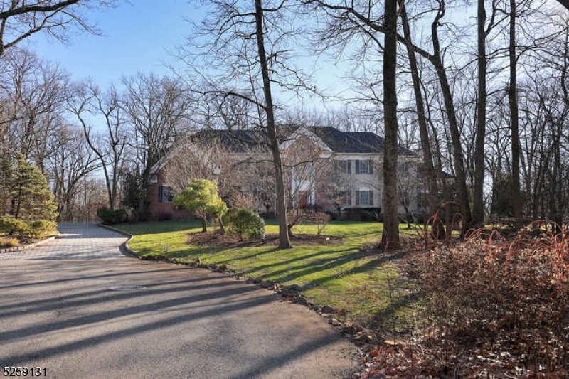 Oakwood Rd - Residential