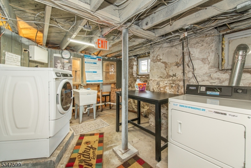 Downtown - Residential Lease