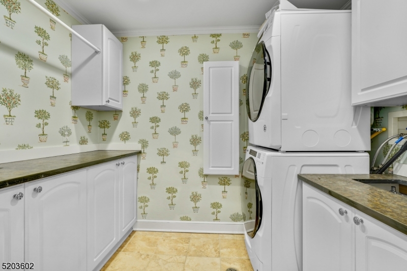 Hill Section - Residential