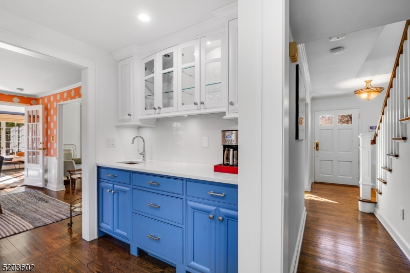 Hill Section - Residential