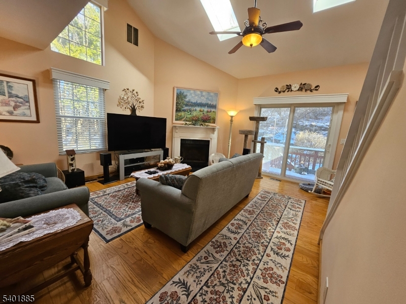 Hampton Commons - Residential