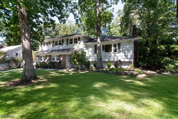 35 ROCK RD W, GREEN BROOK, NJ 08812 - Image e92ee0e143f504bf92edc2073a2b9941/3912947846