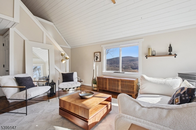 Pleasant Valley Lake - Residential