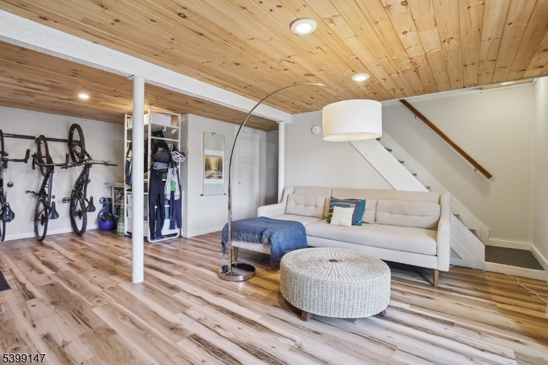 Pleasant Valley Lake - Residential