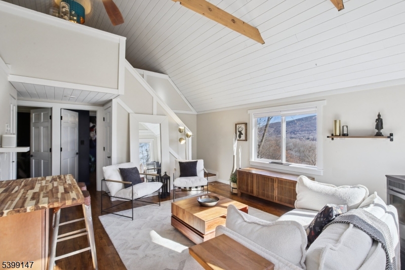 Pleasant Valley Lake - Residential