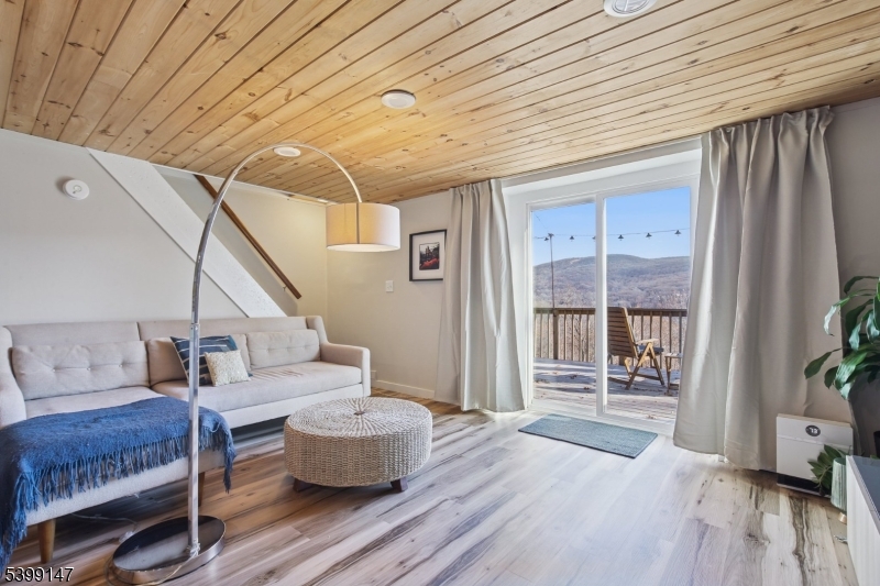 Pleasant Valley Lake - Residential