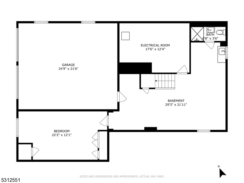 Main image without alt text