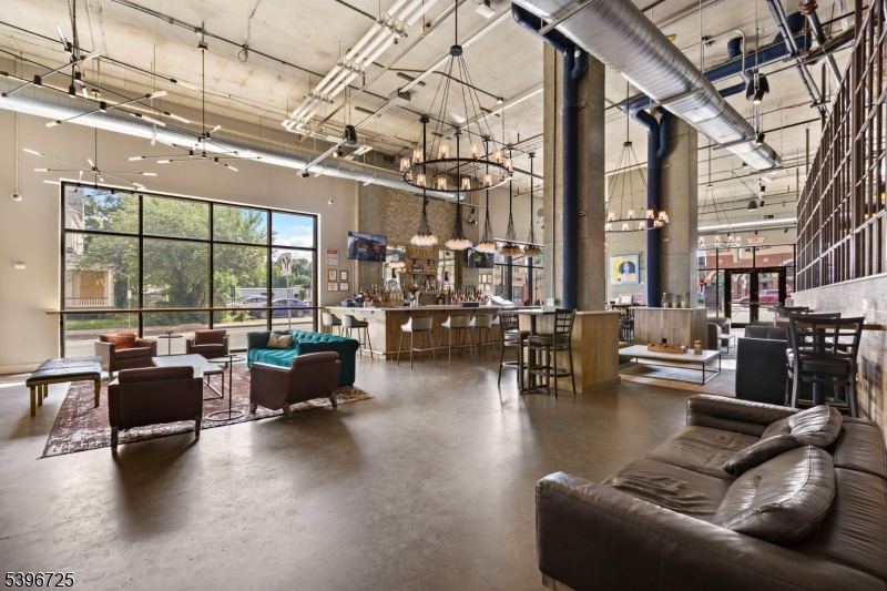 Skyview at Carriage City Pl - Residential Lease