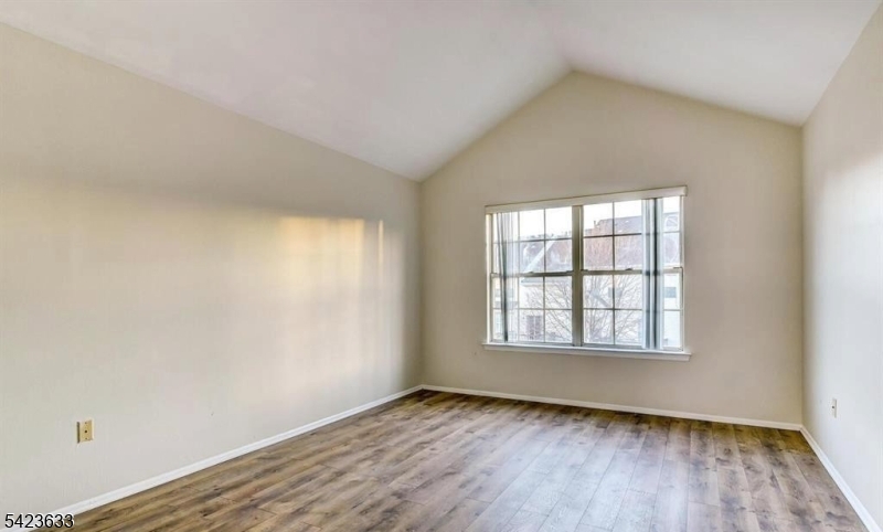 Renaissance Walk - Residential