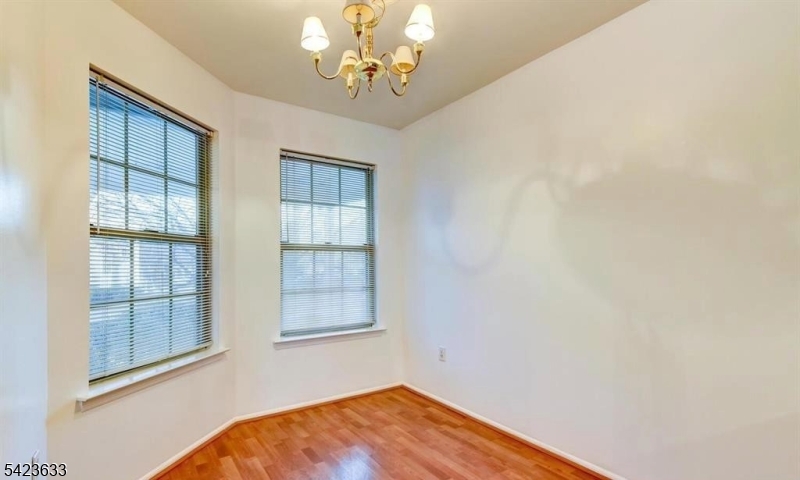 Renaissance Walk - Residential