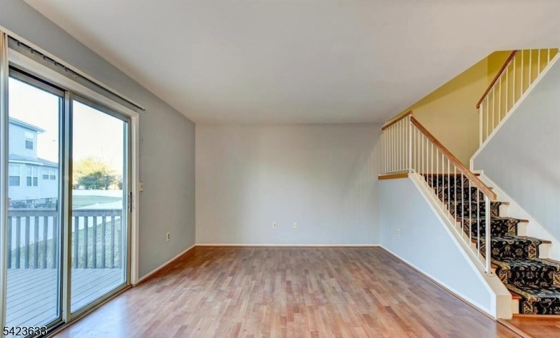 Renaissance Walk - Residential