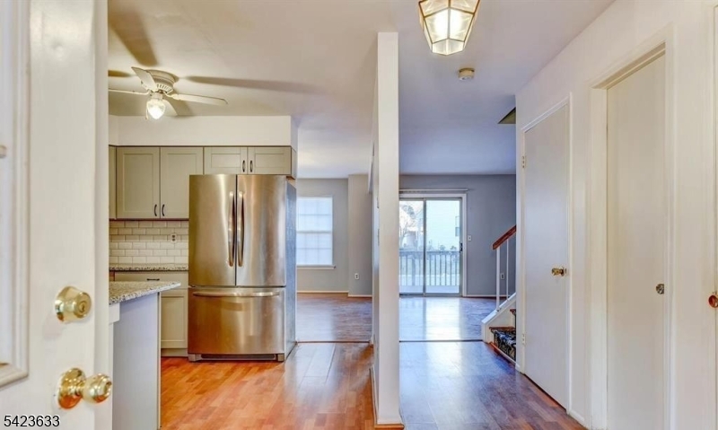 Renaissance Walk - Residential