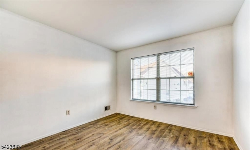 Renaissance Walk - Residential