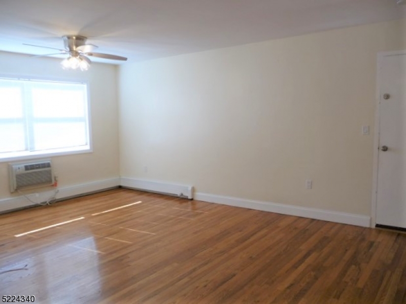 VALLEY TERRACE - Residential Lease