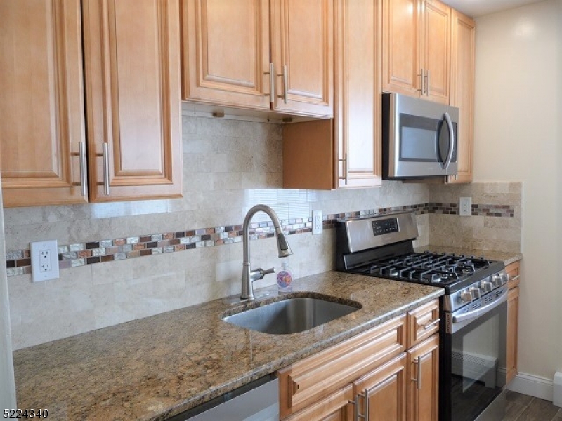 VALLEY TERRACE - Residential Lease