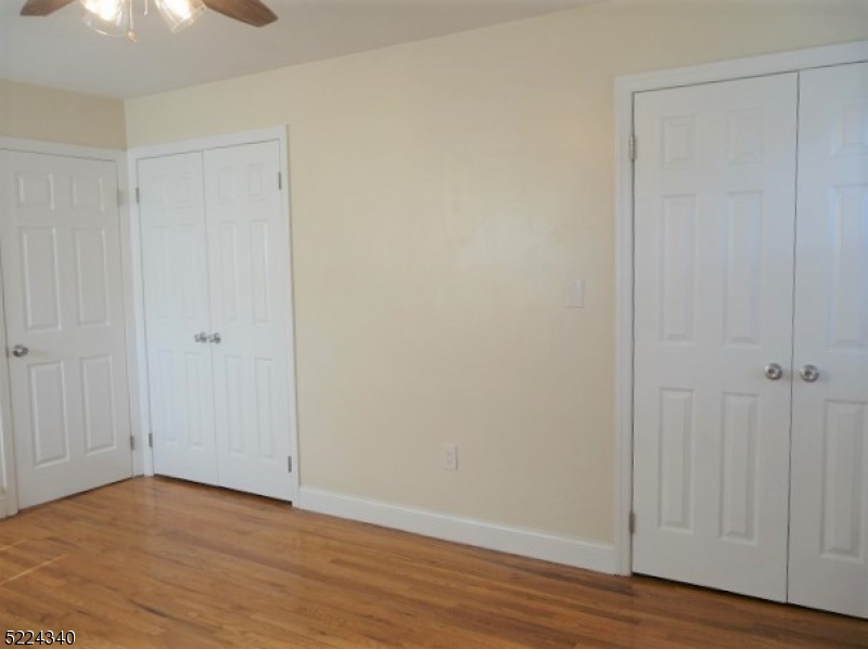 VALLEY TERRACE - Residential Lease