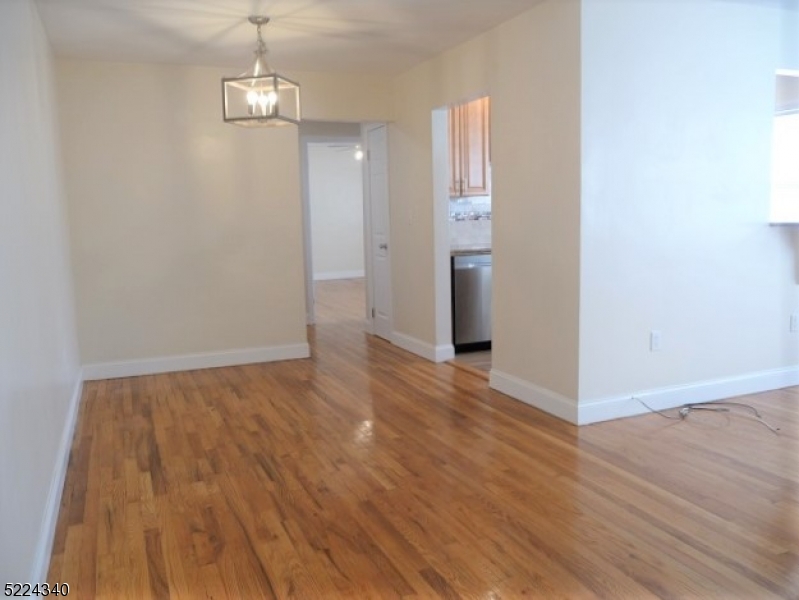 VALLEY TERRACE - Residential Lease