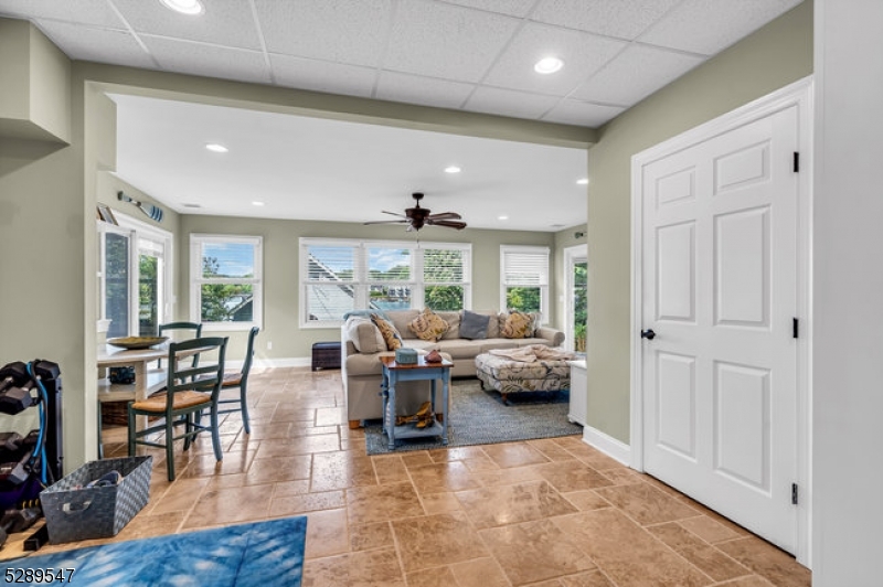 Main Lake - Residential