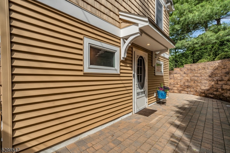 Main Lake - Residential