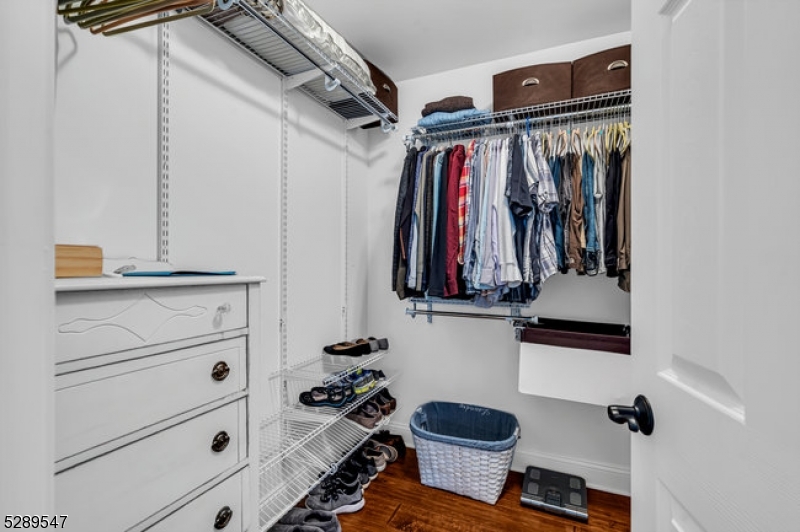 Main Lake - Residential