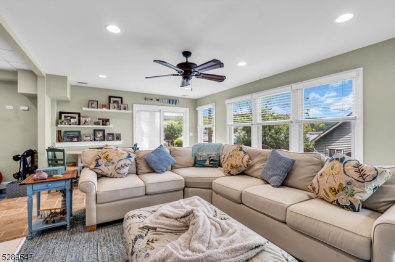 Main Lake - Residential