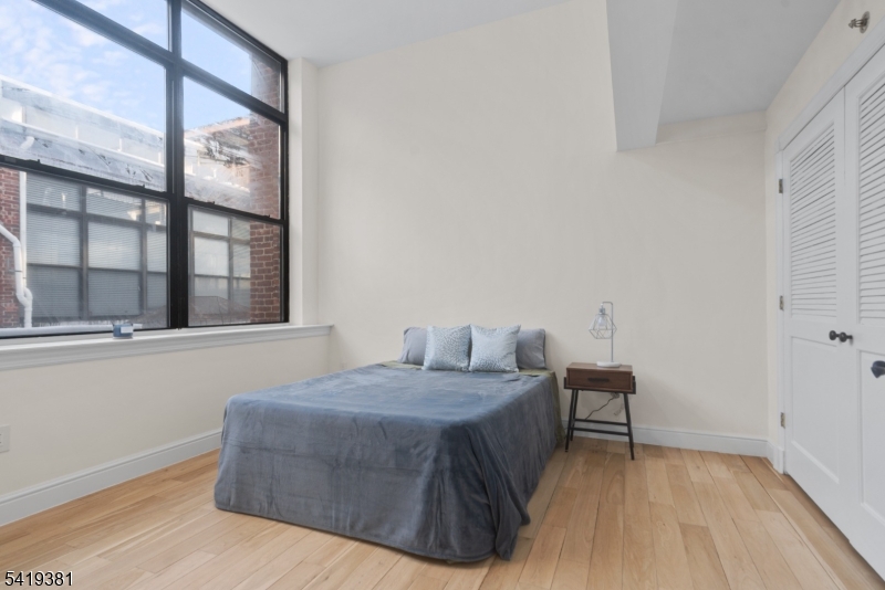 Bergen Lafayette - Residential