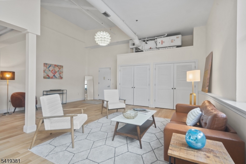 Bergen Lafayette - Residential