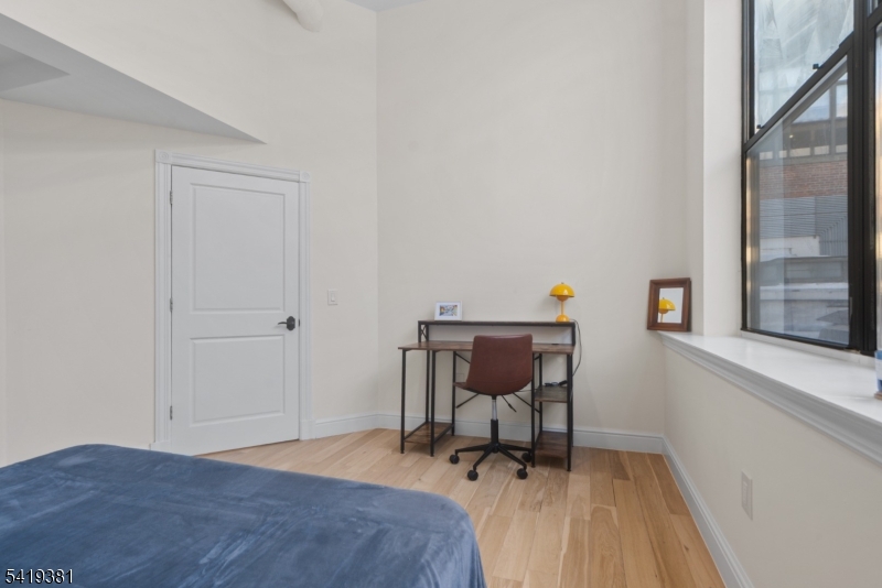 Bergen Lafayette - Residential