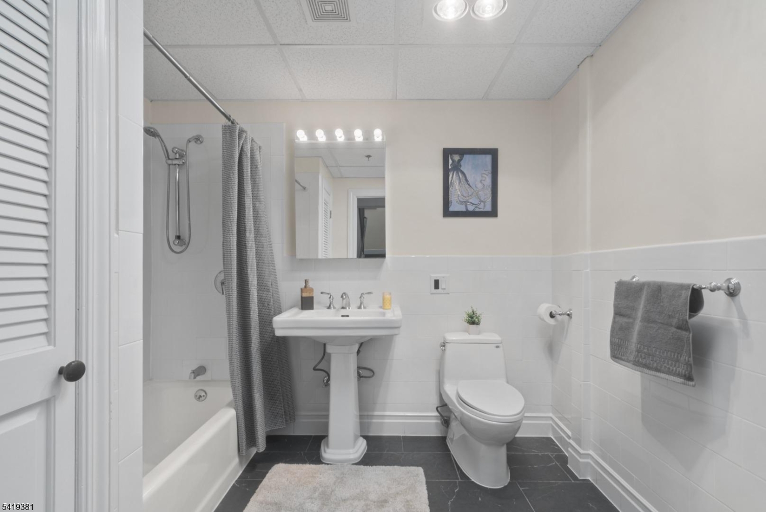 Bergen Lafayette - Residential