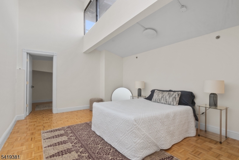 Bergen Lafayette - Residential