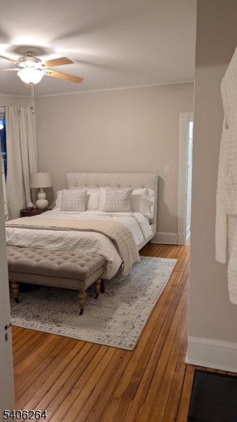 Convenient to Train & South - Residential Lease