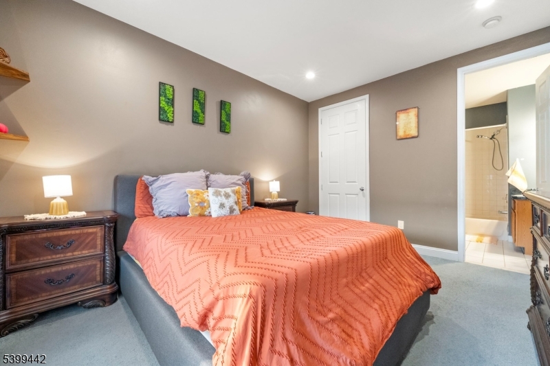 Warren Heights - Residential