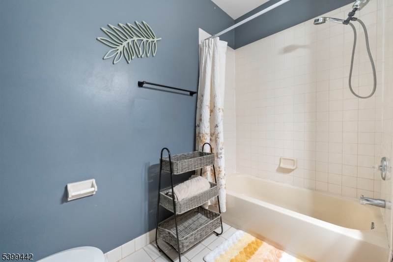 Warren Heights - Residential