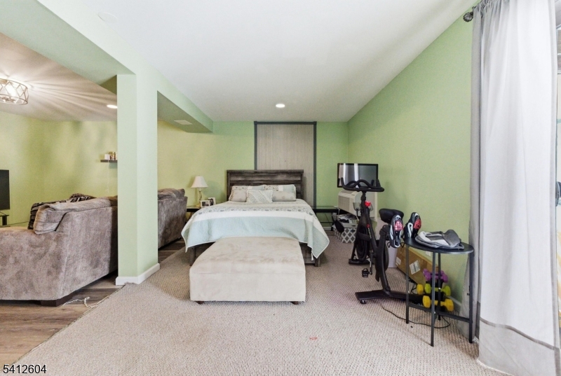 Ridgefield Commons - Residential