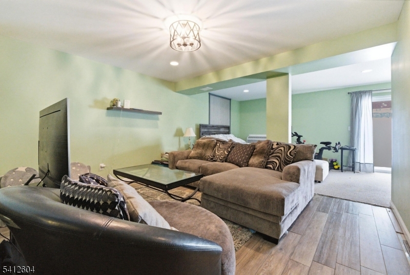 Ridgefield Commons - Residential