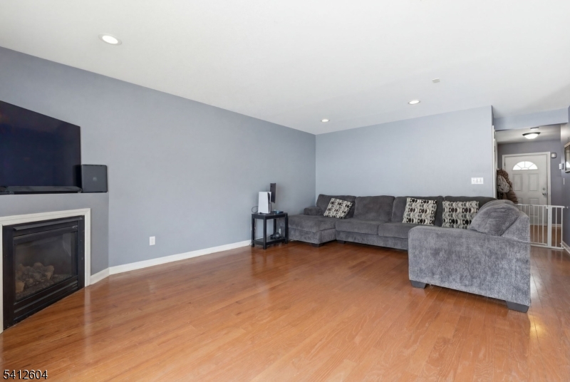 Ridgefield Commons - Residential