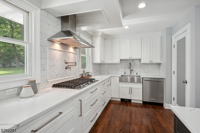 Riker Hill - Residential