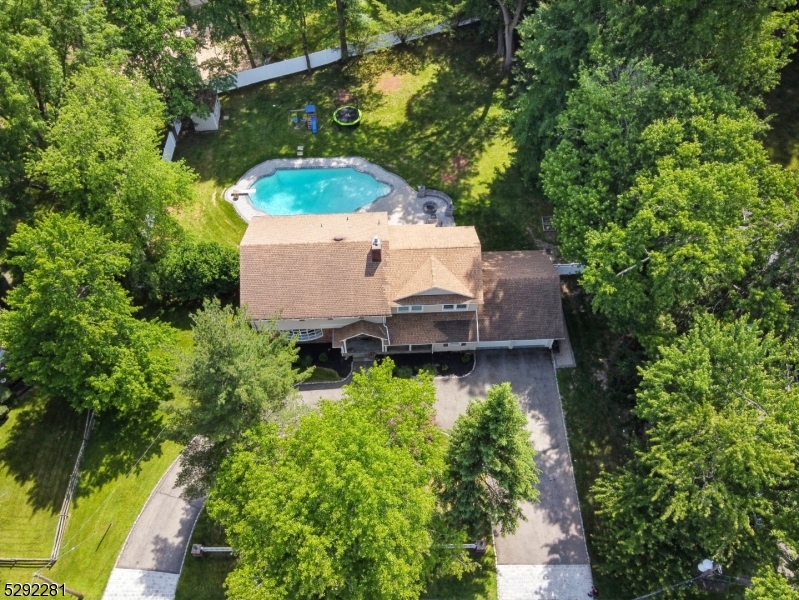 Riker Hill - Residential